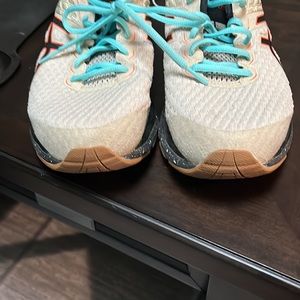 ASICS Gel Cumulus 21 Size 9